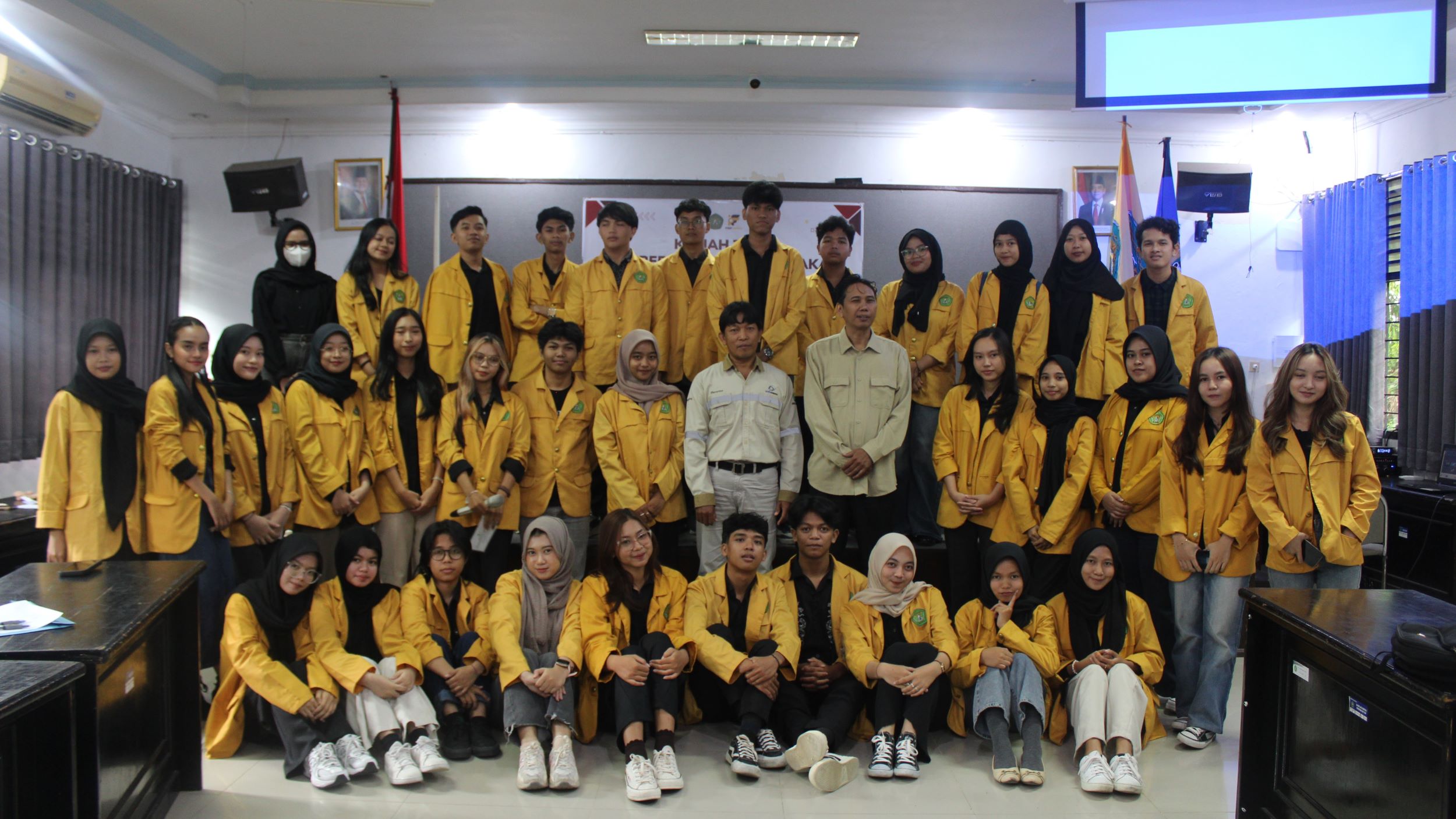 Mahasiswa Pembangunan Sosial