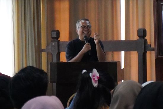 Yusan Triananda Direktur PT. Swadaya Putra Jaya /Hotel Mesra Internasional