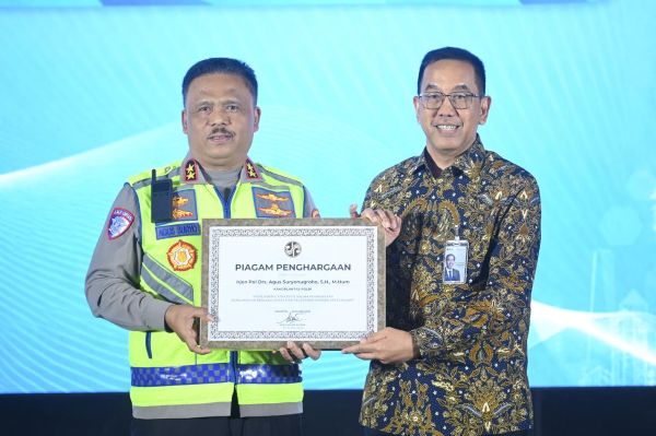 600 2 Peringatan HUT Jasa Raharja ke 65 Jasa Raharja memberikan apresiasi kepada mitra kerja