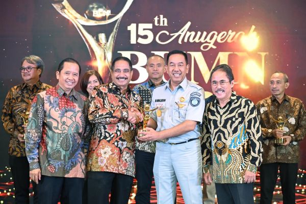 Transformasi Digital Pelayanan Publik Diapresiasi, Jasa Raharja Raih Dua di Ajang Penghargaan Anugerah BUMN 2026