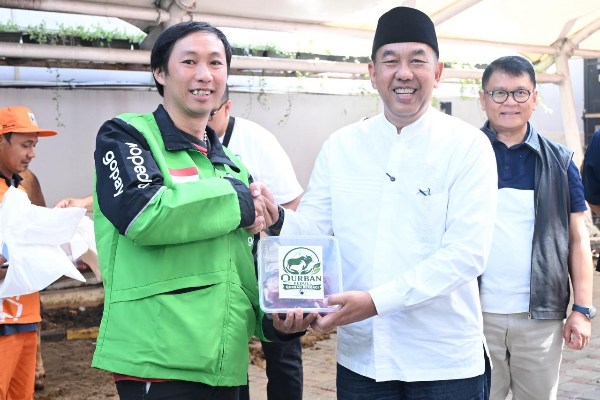 Maknai Semangat Iduladha 1447 H, Jasa Raharja Hadir Berbagi untuk Masyarakat melalui Penyaluran Paket Daging Kurban